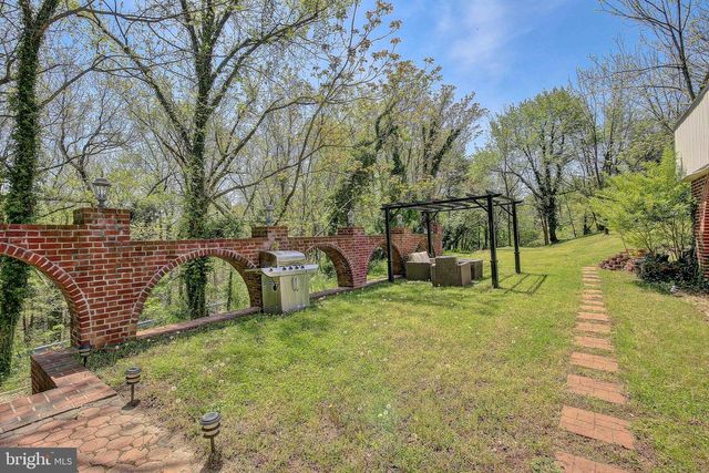 1040 WHITE SANDS DR, Lusby, MD 20657