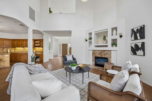 5210 Natchez Drive, Rowlett, TX 75088