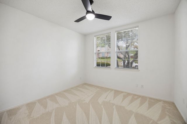 5210 Natchez Drive, Rowlett, TX 75088