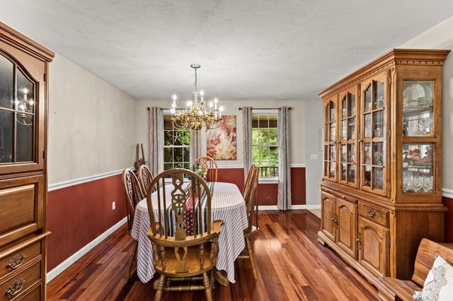 194 Woodlawn Street, Taunton, MA 02718