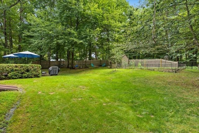 194 Woodlawn Street, Taunton, MA 02718