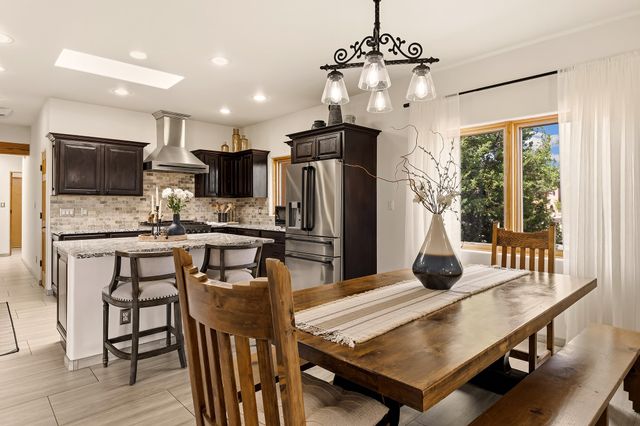 8 S Arroyo Ridge Road, Santa Fe, NM 87508