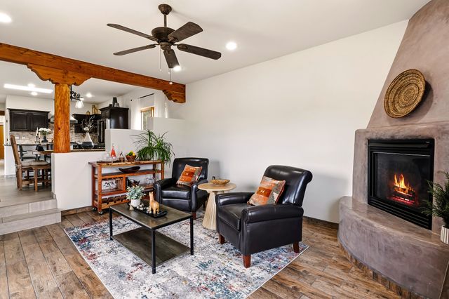 8 S Arroyo Ridge Road, Santa Fe, NM 87508