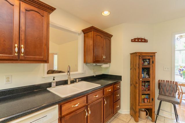 148 Merry Wood Drive, Rossville, GA 30741