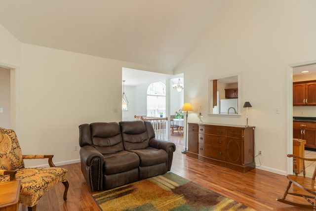 148 Merry Wood Drive, Rossville, GA 30741