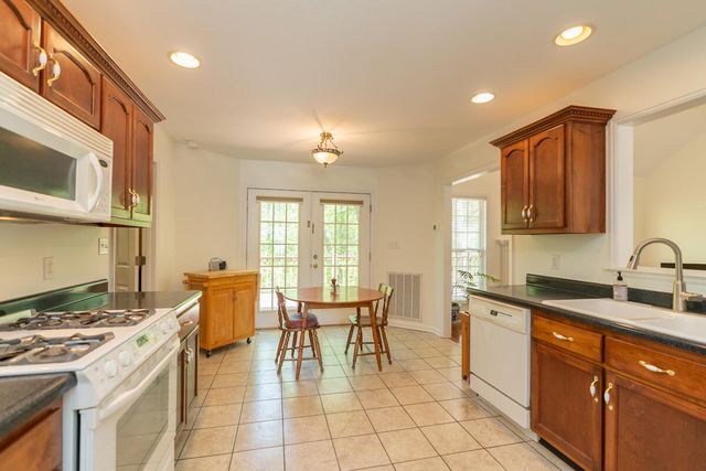 148 Merry Wood Drive, Rossville, GA 30741