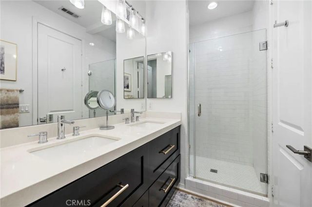 20452 Santa Ana Ave B, Newport Beach, CA 92660