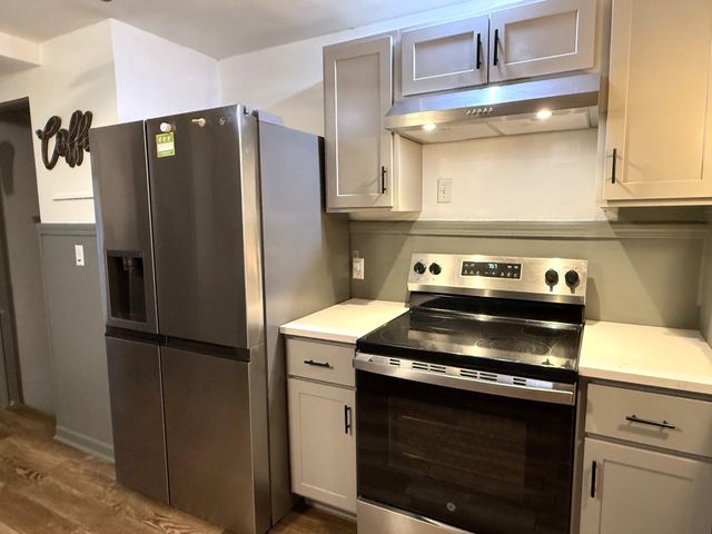 137 PARKWAY Drive, Erie, PA 16511