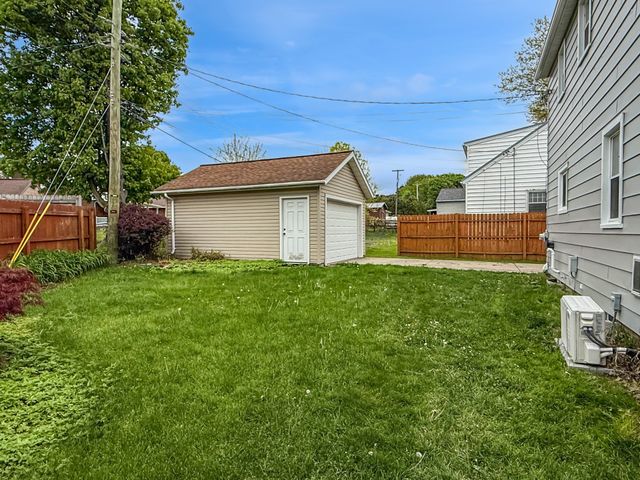 137 PARKWAY Drive, Erie, PA 16511