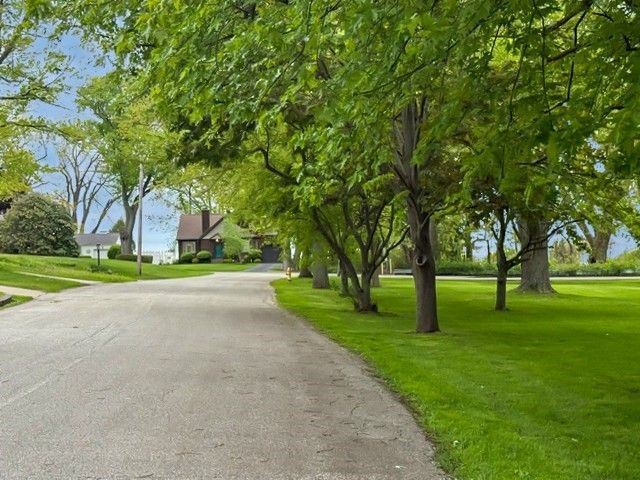 137 PARKWAY Drive, Erie, PA 16511