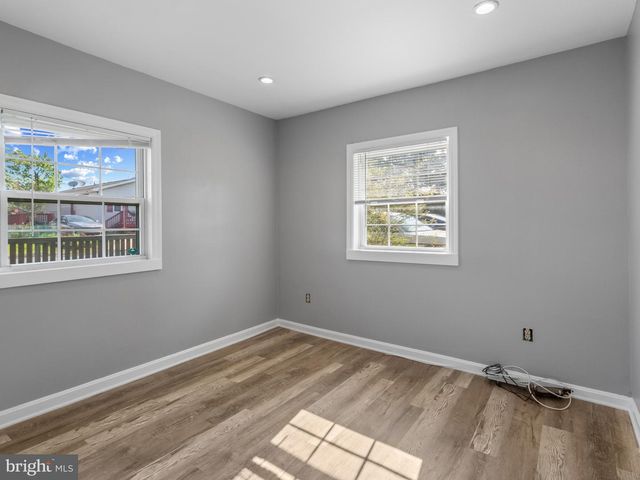 519 HIGHLAND DR, Edgewater, MD 21037