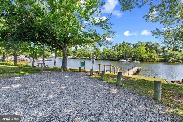 519 HIGHLAND DR, Edgewater, MD 21037