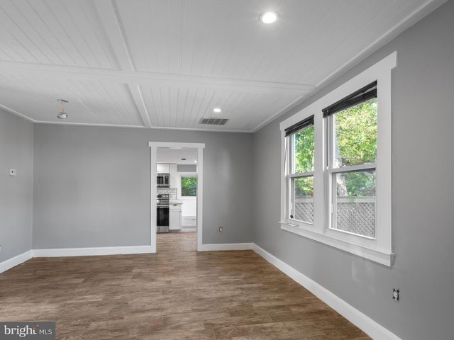 519 HIGHLAND DR, Edgewater, MD 21037