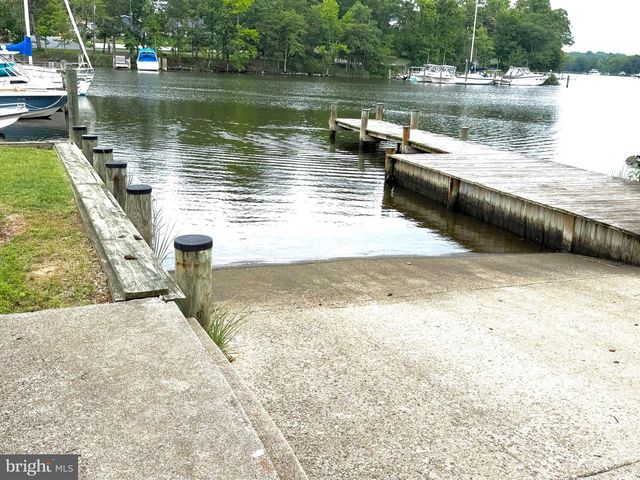 519 HIGHLAND DR, Edgewater, MD 21037
