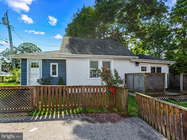 519 HIGHLAND DR, Edgewater, MD 21037