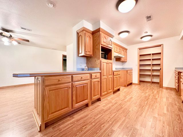 9654 County Road 2680, Mountain View, MO 65548