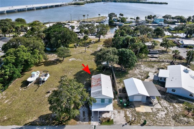 4055 Palm Avenue, Micco, FL 32976