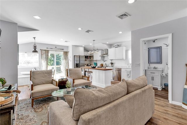 4055 Palm Avenue, Micco, FL 32976