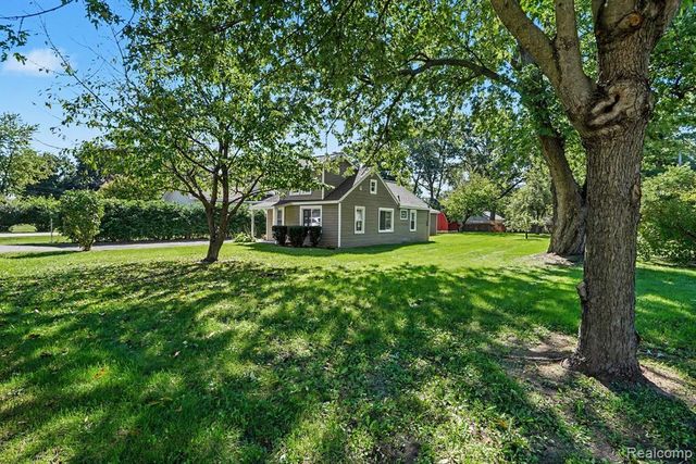 4133 Lanco Court, Waterford, MI 48329