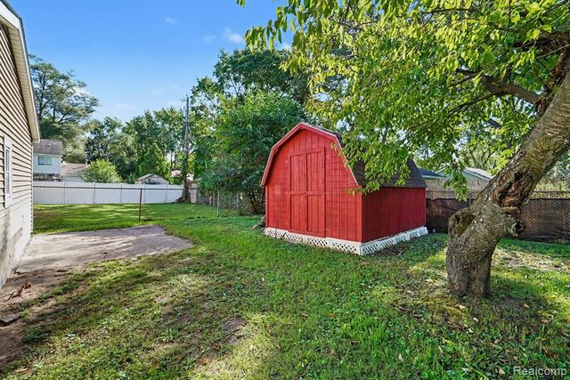 4133 Lanco Court, Waterford, MI 48329