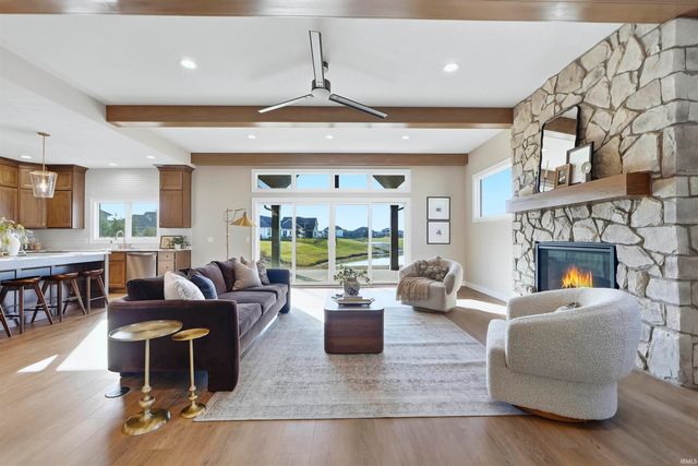 2042 Burnt Lake Drive, Fort Wayne, IN 46814