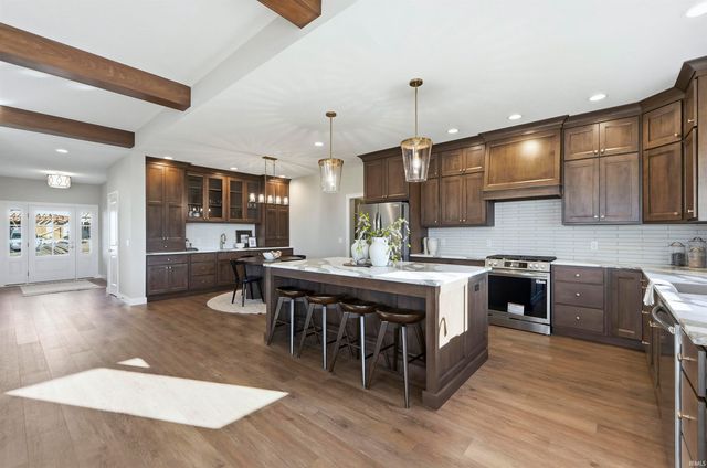 2042 Burnt Lake Drive, Fort Wayne, IN 46814