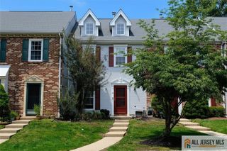 19 Folkstone Court, North Brunswick, NJ 08902