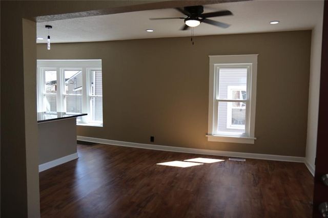 4123 Woodland Avenue, Kansas City, MO 64110