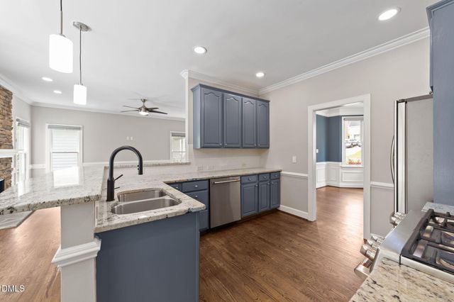 2004 Sassacus Lane, Apex, NC 27523