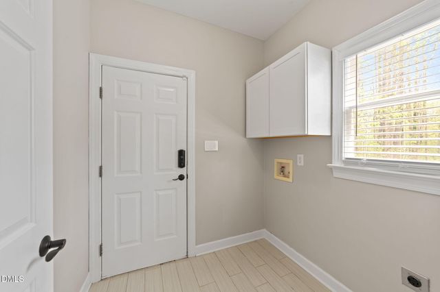 2004 Sassacus Lane, Apex, NC 27523