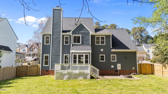 2004 Sassacus Lane, Apex, NC 27523