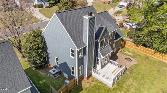 2004 Sassacus Lane, Apex, NC 27523