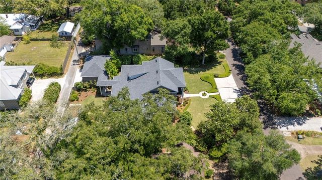 113 Oak Avenue, Fairhope, AL 36532