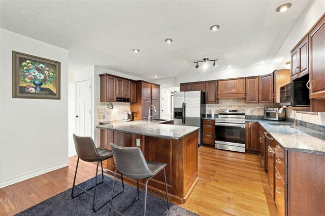 5295 Bear Lake Drive, East Lansing, MI 48823