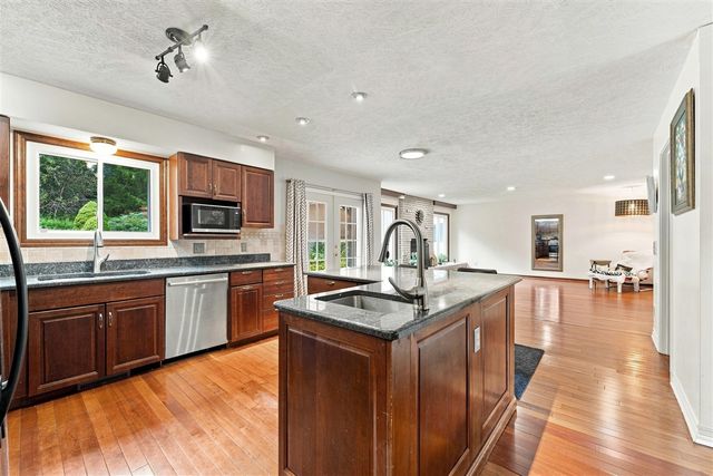 5295 Bear Lake Drive, East Lansing, MI 48823