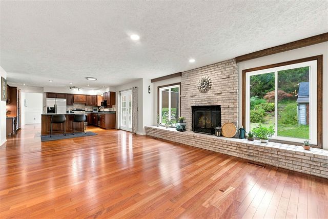5295 Bear Lake Drive, East Lansing, MI 48823