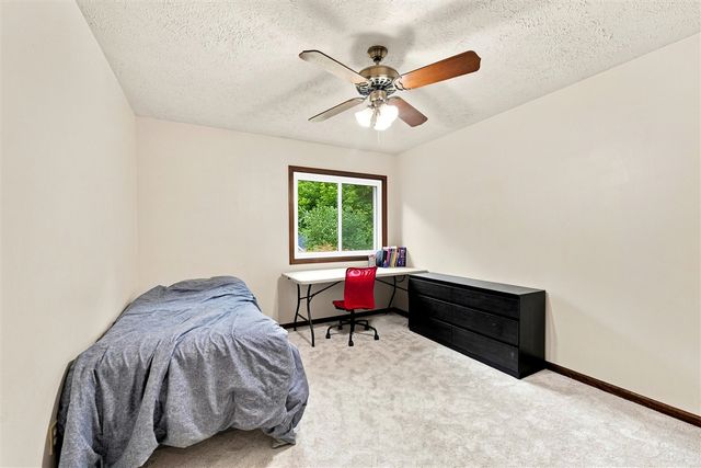 5295 Bear Lake Drive, East Lansing, MI 48823