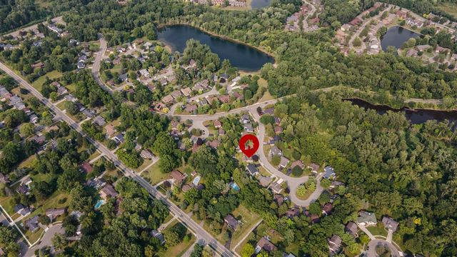 5295 Bear Lake Drive, East Lansing, MI 48823