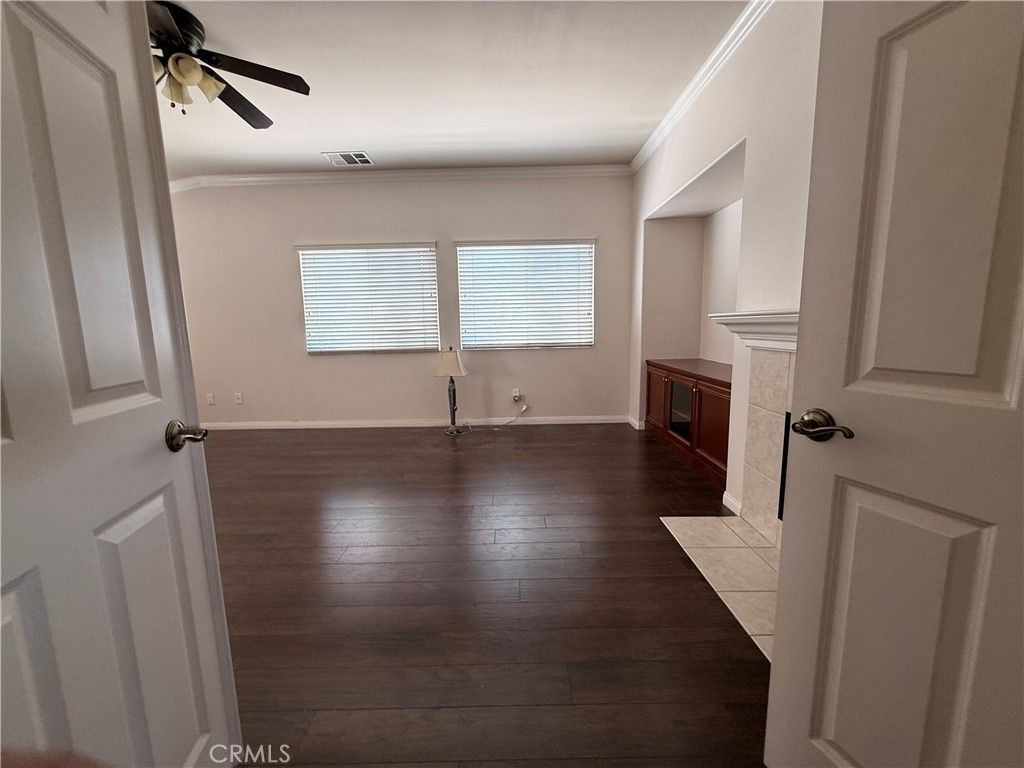 Image 11 of property listing at 11262 Tesota Loop, Corona, CA 92883