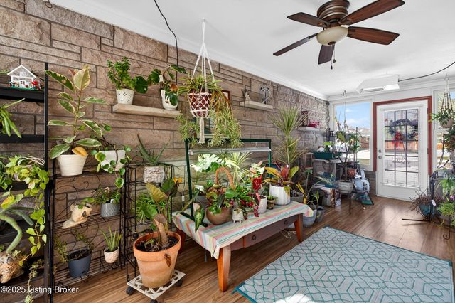 2705 Alice Ave, Louisville, KY 40220