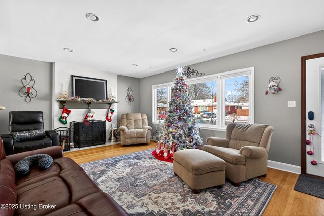 2705 Alice Ave, Louisville, KY 40220