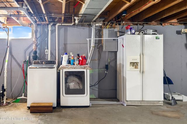 2705 Alice Ave, Louisville, KY 40220