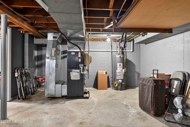 2705 Alice Ave, Louisville, KY 40220