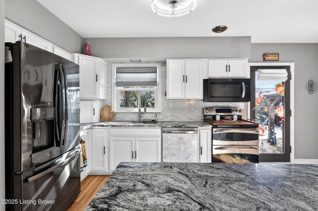 2705 Alice Ave, Louisville, KY 40220