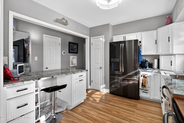 2705 Alice Ave, Louisville, KY 40220