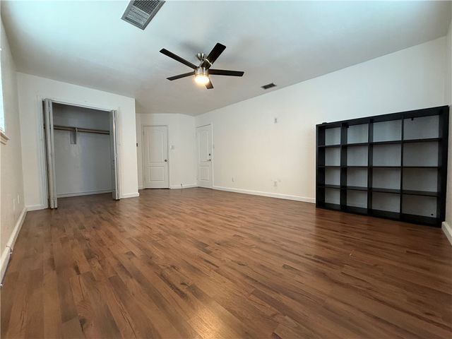 6006 Cindia St, Corpus Christi, TX 78415
