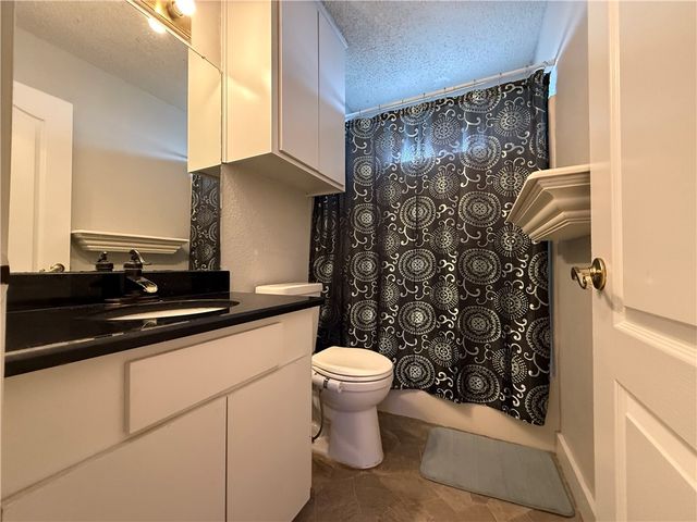 6006 Cindia St, Corpus Christi, TX 78415