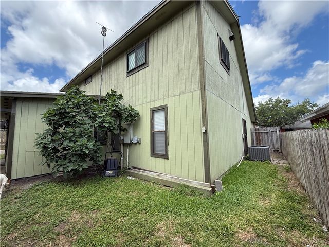 6006 Cindia St, Corpus Christi, TX 78415