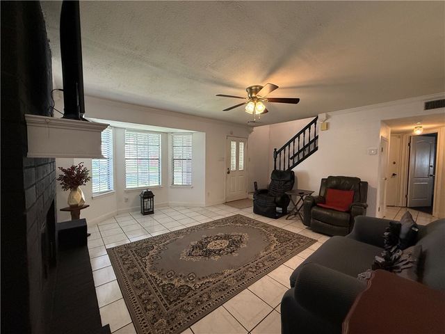 6006 Cindia St, Corpus Christi, TX 78415