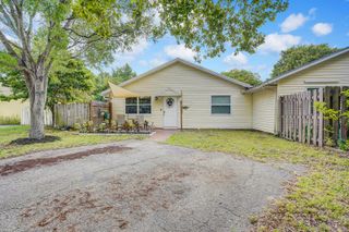 8716 Crater Terrace, West Palm Beach, FL 33403
